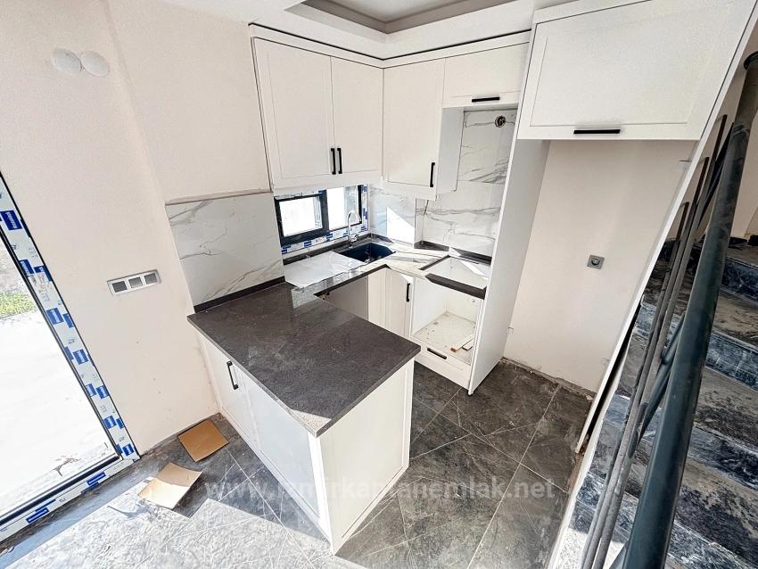 Вилла 2+1 На Продажу В 600 Метрах От Моря В Уркмезе, Чеферихисар, Измир