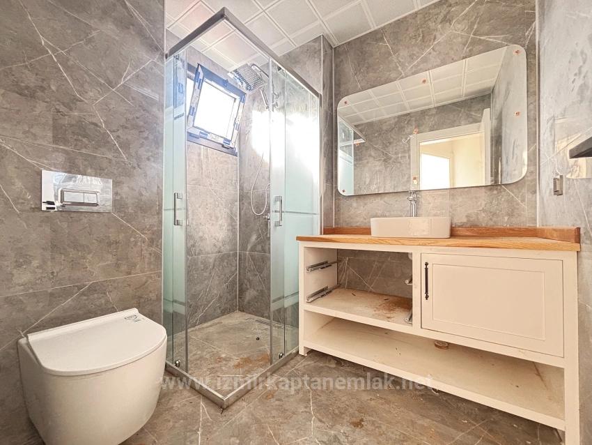 Вилла 2+1 На Продажу В 600 Метрах От Моря В Уркмезе, Чеферихисар, Измир