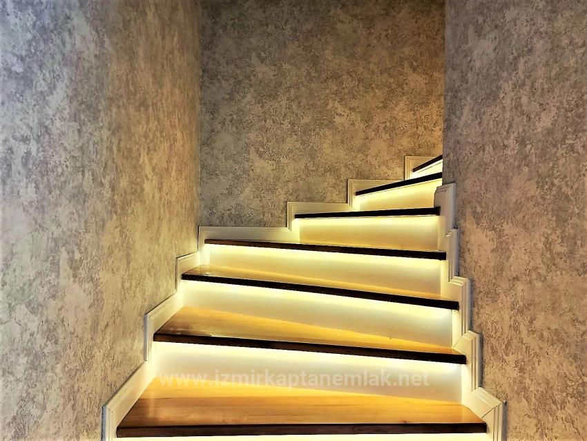 Ультра Роскошная Вилла 3+1 С Большим Садом На Продажу В Измире, Сеферихисар Камикебир