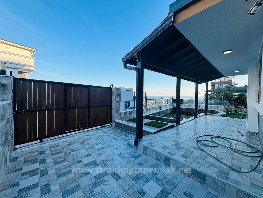 Уникальная Возможность!!! Меблированная Вилла 4+2 С Видом На Море И Бассейном.