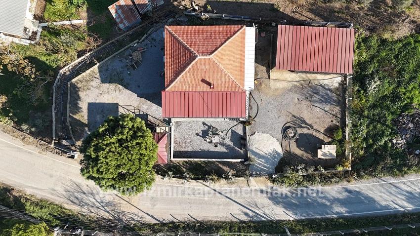 Для продажи Фермерский дом 2+1 в Kavakdere Seferihisar - 826 m²