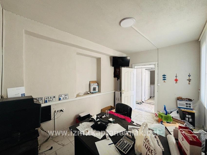 Для продажи Фермерский дом 2+1 в Kavakdere Seferihisar - 826 m²