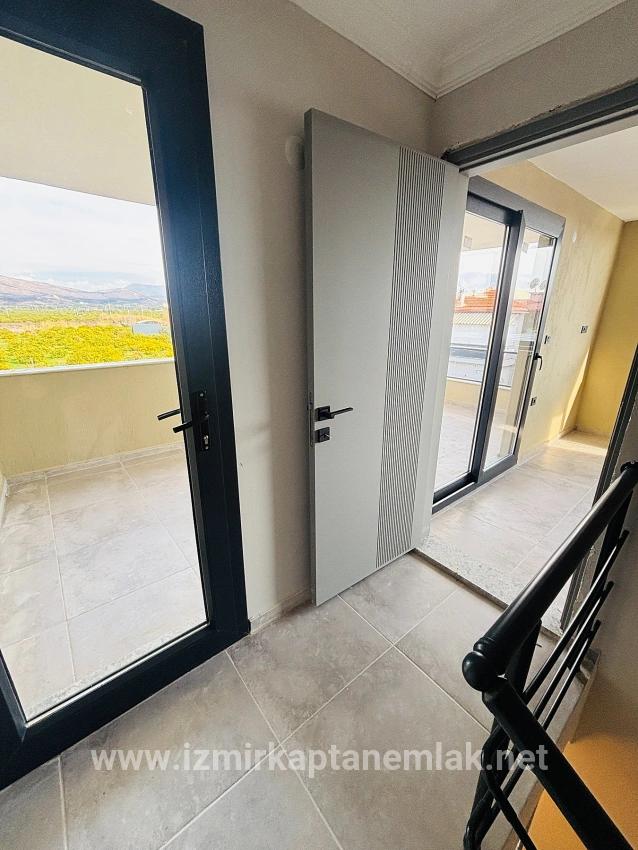 Для продажи Вилла 3+1 в Payamlı Seferihisar Doğanbey - 135 m²