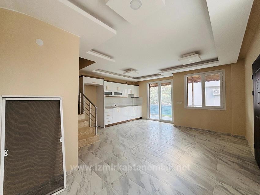 Отдельная Вилла 3+1 На Продажу В Закрытом Поселке В Джумхуриете, Сеферихисар, Измир