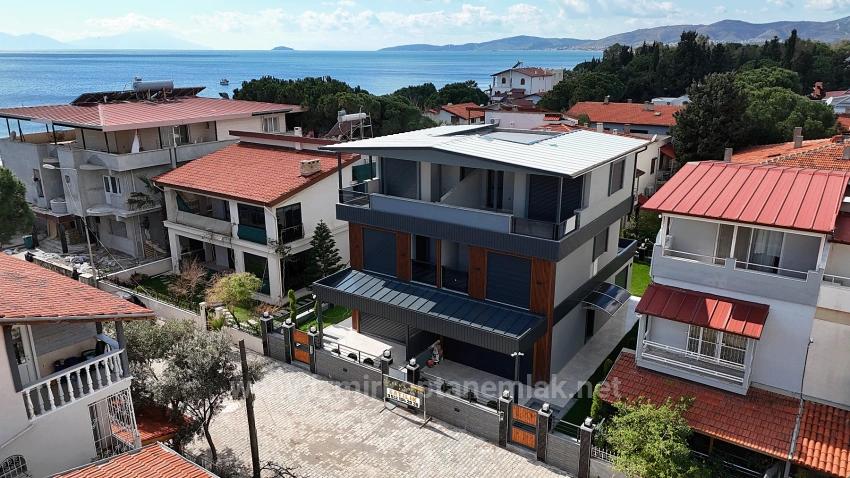Для Продажи Вилла 3+1 в Mersin Alanı Seferihisar Ürkmez - 177 m²