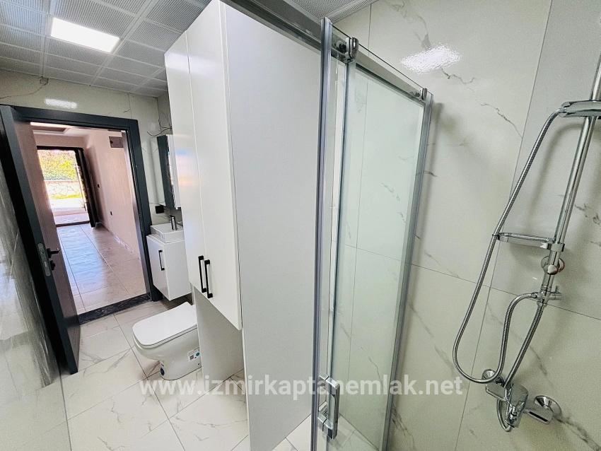Для продажи Квартира 1+1 в Payamlı Seferihisar Doğanbey - 55 m²