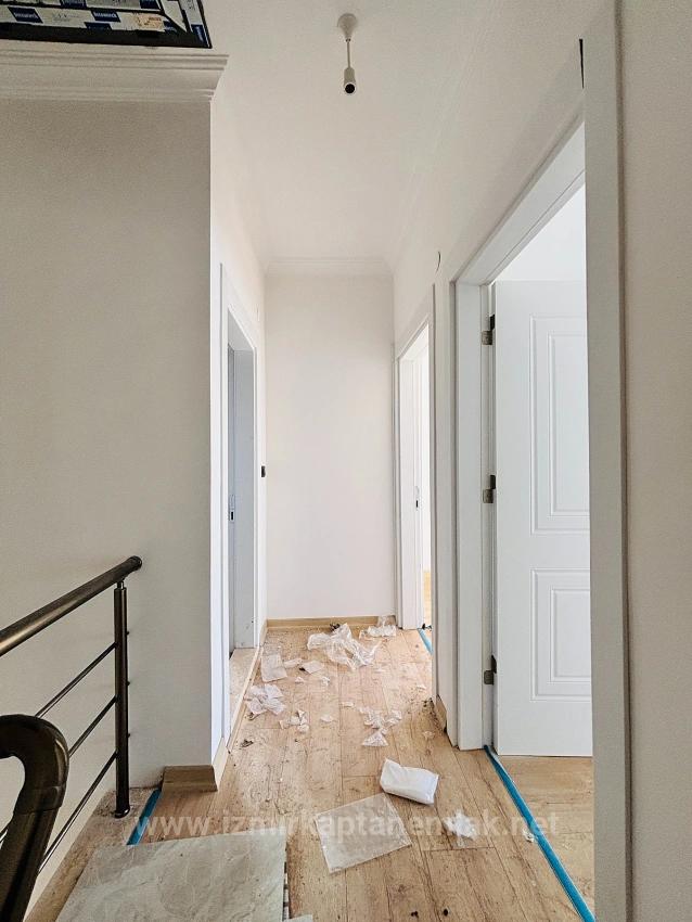 Вилла 2+1 С Садом На Продажу В Деревне Паямлы, Чеферихисар, Измир