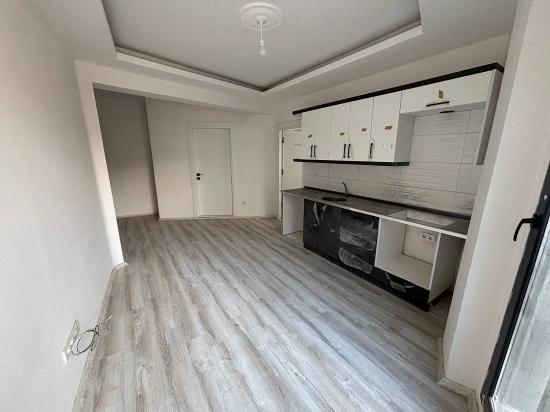Квартира 1+1 В Отличном Месте В Турабие, Сеферихизар, Измир