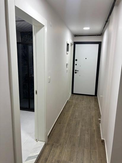 Квартира 1+1 В Отличном Месте В Чаникебире, Сеферихисар, Измир