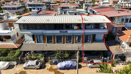 İzmir Seferihisar в районе Payamlı, 400m от моря, с садом, 3+1, продается вилла