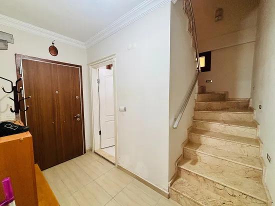 в İzmir Seferihisar, районе Cumhuriyet 4+1 на продажу отдельная вилла