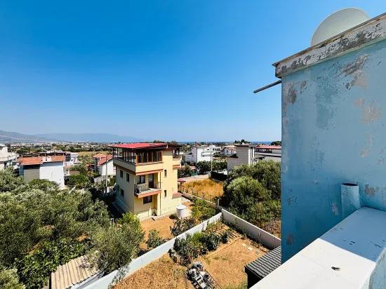 В İzmir Seferihisar, район Atatürk, 2+1, просторная с садом продаётся Вилла