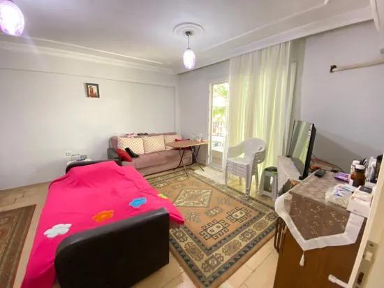 İzmir Seferihisar в Мерсин район махалле широкая с садом 2+1 продается квартира