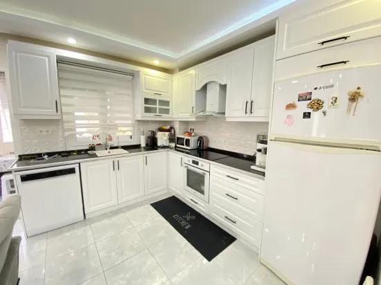 İzmir Seferihisar в районе Бенгилер угловой 2+1 квартира на продажу