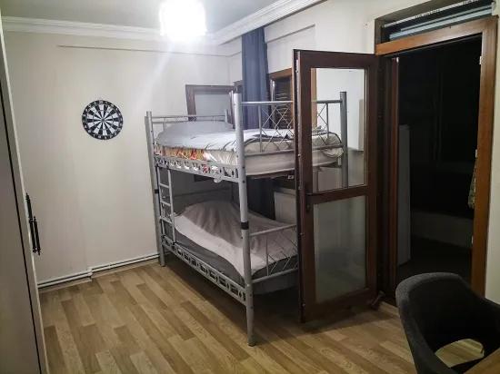 В İzmir Seferihisar, районе Camikebir 3+1 с закрытой кухней продаётся квартира