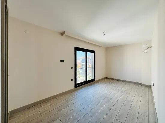İzmir Seferihisar в внутри продаётся квартира 3+1.