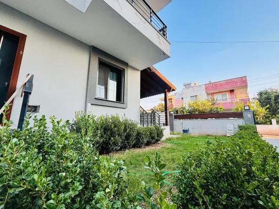İzmir Seferihisar в районе Payamlı с садом полностью меблирована 2+1 для аренды вилла