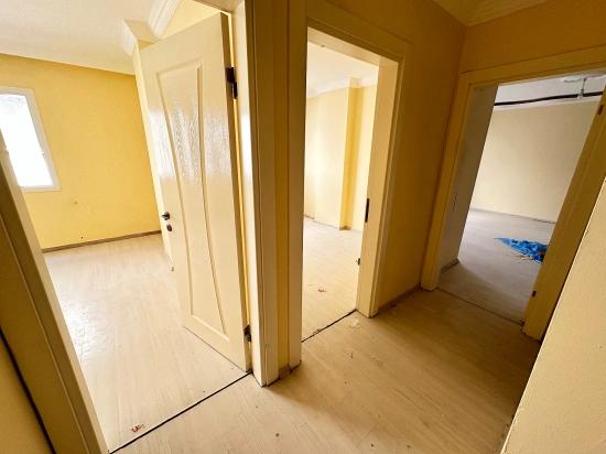 Квартира 2+1 На Продажу В Районе Сеферихисар-Уркмез, В Центре Города, В 150 Метрах От Пляжа