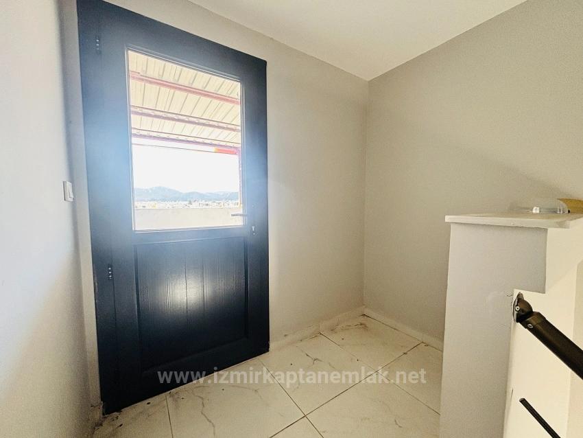 İzmir Seferihisar Payamlı Mahallesi’nde Merkezi Konumda 3+1 Bahçeli Villa