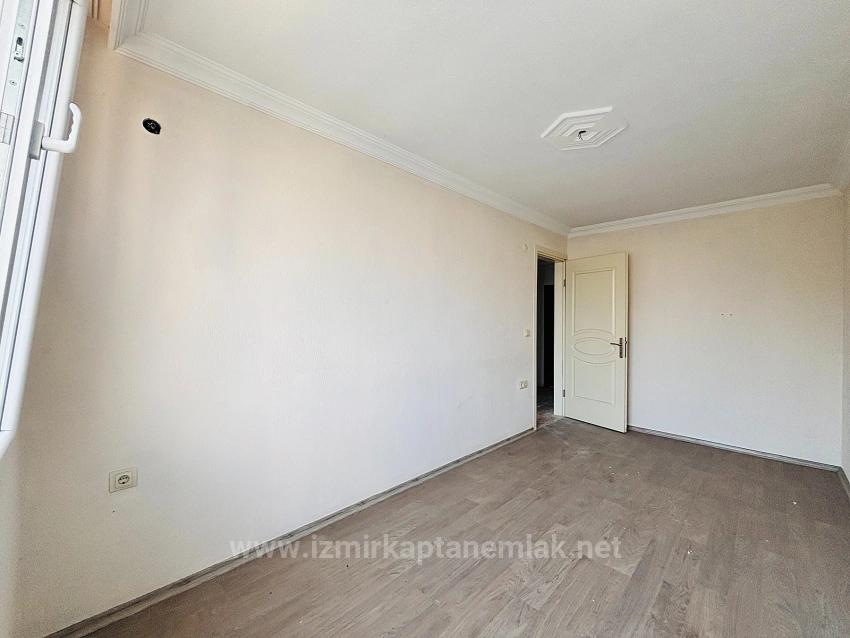 İzmir Seferihisar Bengiler’de Çarşı Merkezinde 2+1 Satılık Daire