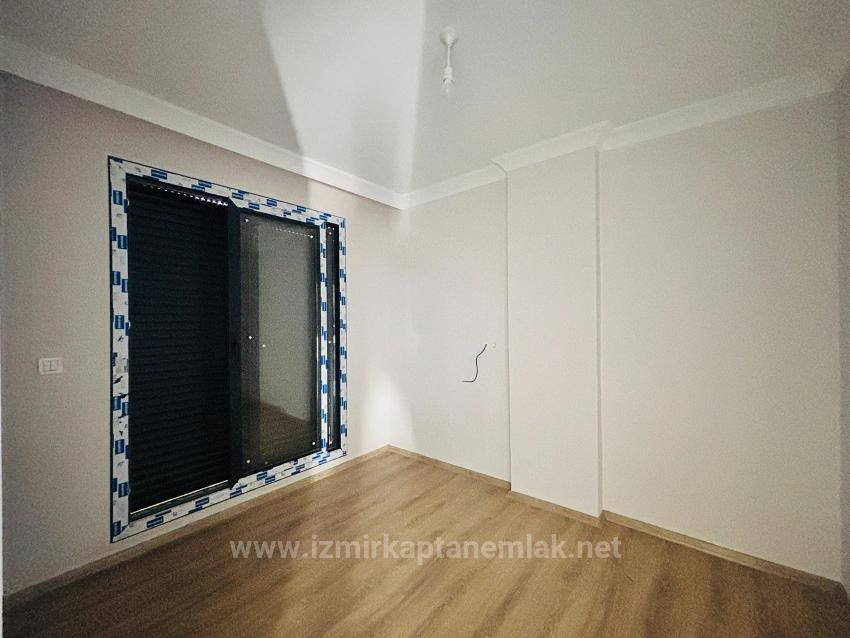 İzmir Seferihisar Cumhuriyet Mahallesi’nde Geniş Bahçeli Satılık 2+1 Müstakil Villa