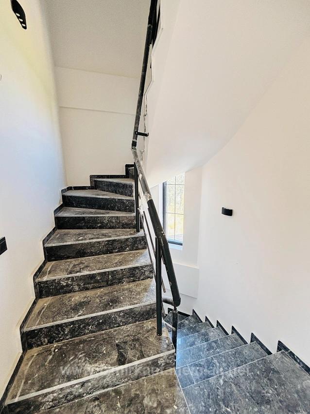 İzmir Seferihisar Cumhuriyet Mahallesi’nde 3+1 Havuzlu Satılık Müstakil Villa