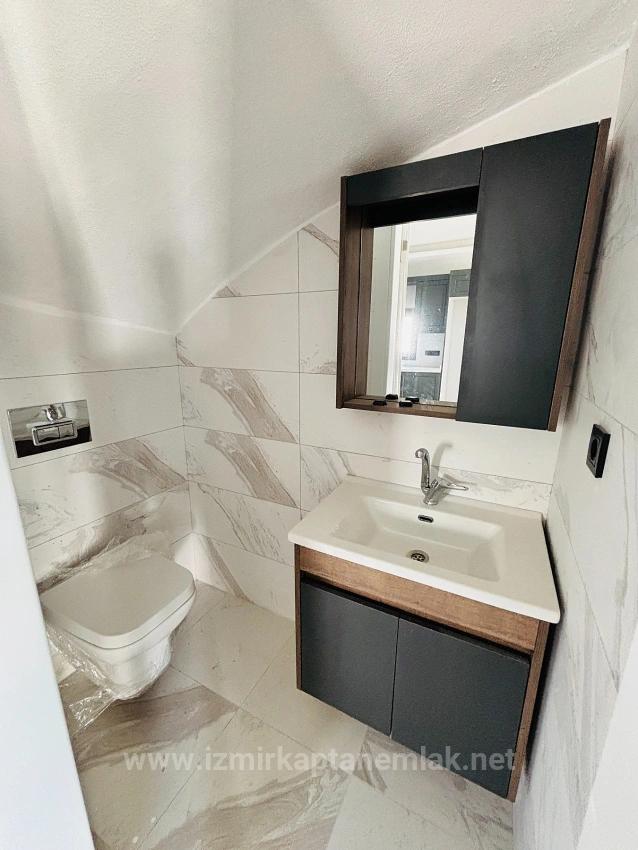 İzmir Seferihisar Payamlı Mahallesi’nde Denize 350M 3+1 Satılık İkiz Villa