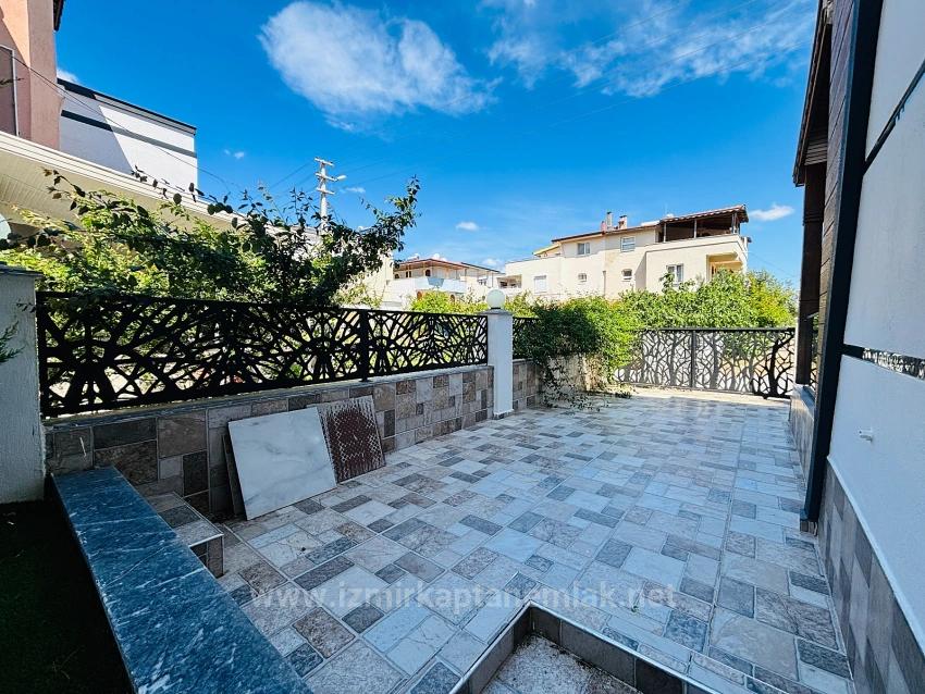 İzmir Seferihisar Payamlı Mahallesi’nde 3+1 Ultra Lüks Denize 100M Satılık Villa