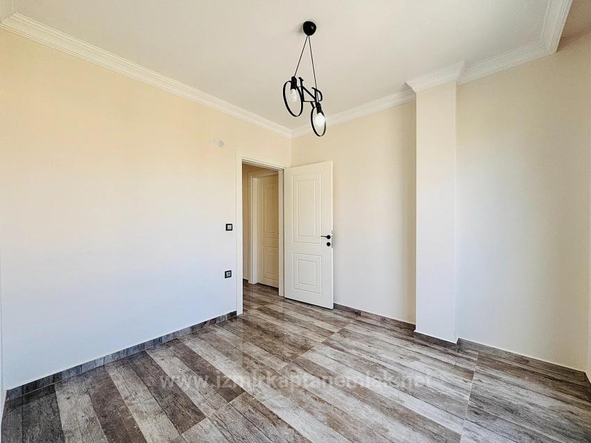 İzmir Seferihisar Payamlı Mahallesi’nde 3+1 Ultra Lüks Denize 100M Satılık Villa