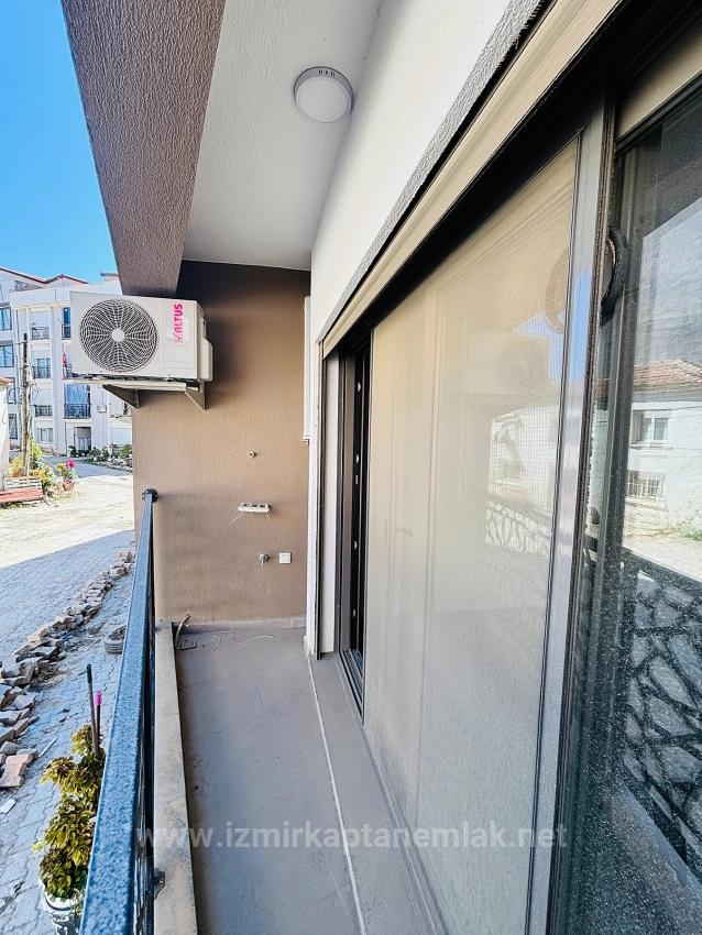 İzmir Seferihisar Hıdırlık Mahallesi’nde 2+1 Otoparklı Yüksek Giriş   Satılık Daire 