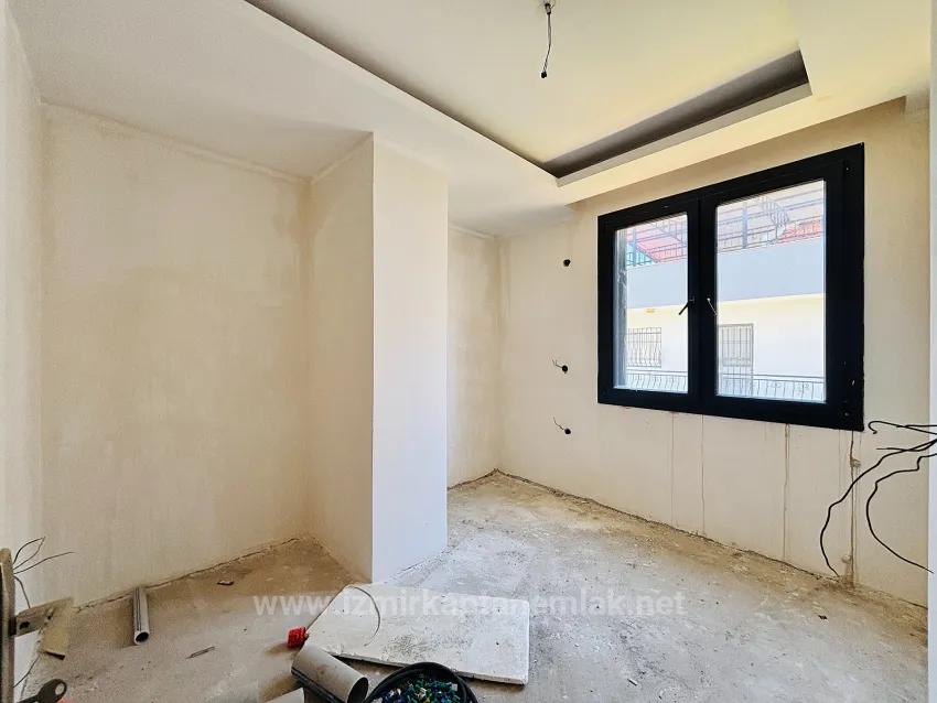 İzmir Seferihisar Cumhuriyet Mahallesi’nde 5+1 Satılık Müstakil Villa