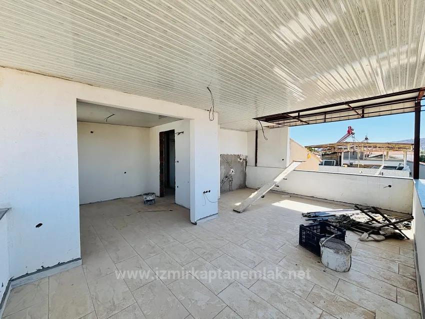 İzmir Seferihisar Cumhuriyet Mahallesi’nde 5+1 Satılık Müstakil Villa