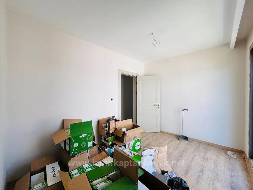 İzmir Seferihisar Mersinalanı Mahallesi’nde Havuzlu Sitede 10 Adet 3+1 Satılık Villa