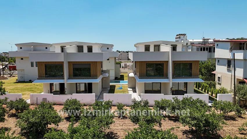 Seferihisar Ürkmez Mersin Alanı Mah. Satılık 3+1 Yazlık - 144 m²