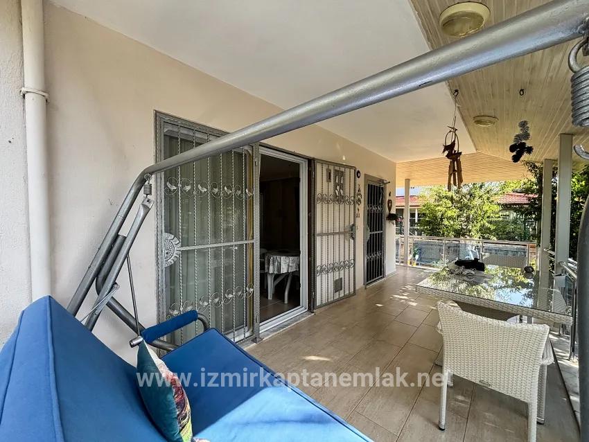 İzmir Seferihisar Cumhuriyet Mahallesi’nde 310 m² İçerisinde satılık 3+1 dubleks villa