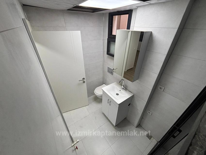 İzmir Seferihisar Camikebir’de 1+1 Güzel Konumda Daire