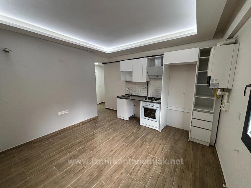 İzmir Seferihisar Camikebir’de 1+1 Güzel Konumda Daire