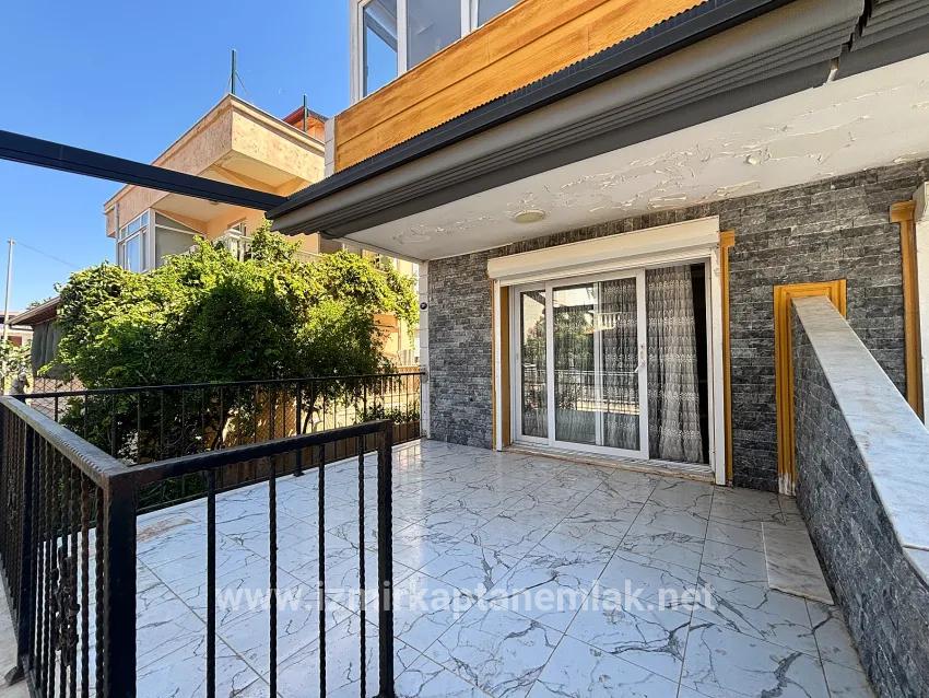 İzmir Seferihisar Bengiler Mahallesi’nde geniş bahçeli denize 20m 3+1 kiralık villa