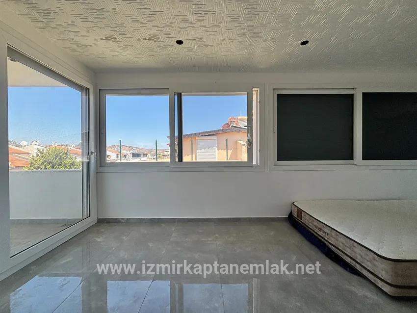 İzmir Seferihisar Bengiler Mahallesi’nde geniş bahçeli denize 20m 3+1 kiralık villa