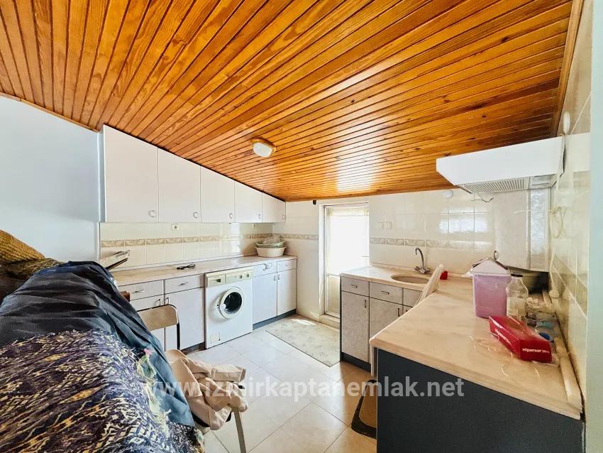 İzmir Seferihisar Tepecik Güneşli Kent Sitesi’nde full deniz manzaralı 4+2 satılık villa