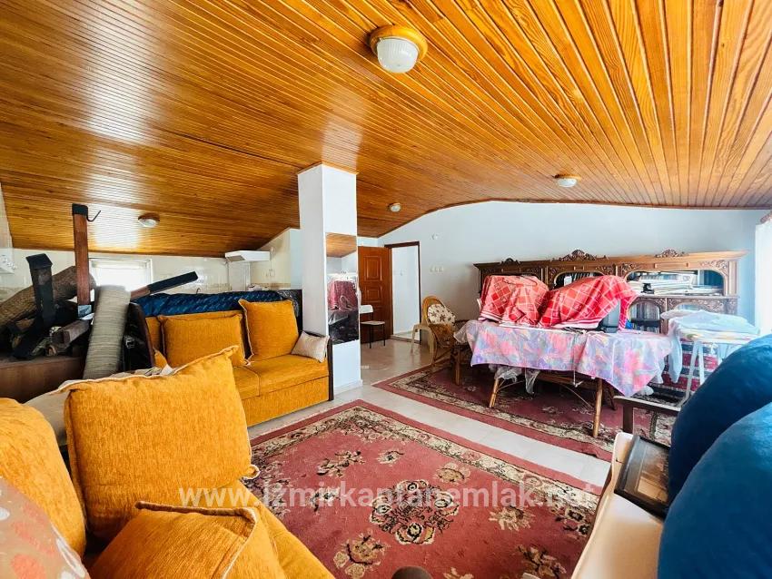 İzmir Seferihisar Tepecik Güneşli Kent Sitesi’nde full deniz manzaralı 4+2 satılık villa