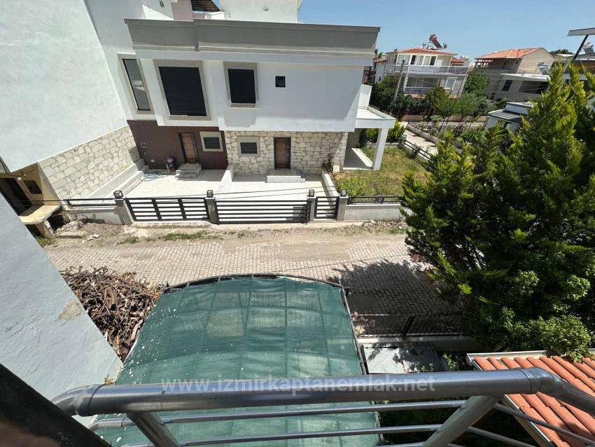 İzmir Seferihisar Payamlı'da Deniz Tarafı 2 Adet 2+1 Satılık Daire