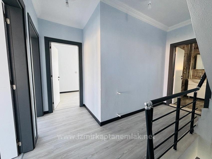 İzmir Seferihisar Doğanbey'de 300M2 Bağımsız Müstakil Sıfır Satılık 3+1 Villa