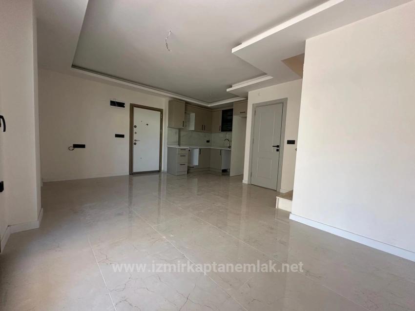 Seferihisar Doğanbey Payamlı'da Güzel Konumda Sıfır Satılık 2+1 Villa