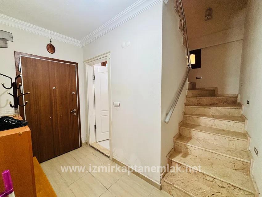 Seferihisar Doğanbey Cumhuriyet Mah. Satılık 4+1 Yazlık - 160 m²