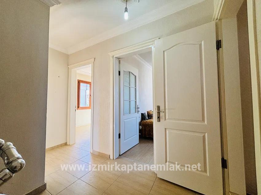 Seferihisar Doğanbey Cumhuriyet Mah. Satılık 4+1 Yazlık - 160 m²