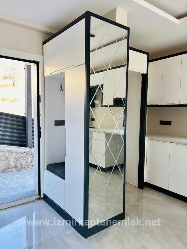 Seferihisar Doğanbey Atatürk Mah. Satılık 3+1 Yazlık - 150 m²