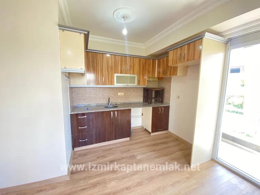 Seferihisar Ürkmez Mersin Alanı Mah. Satılık 2+1 Daire - 85 m²