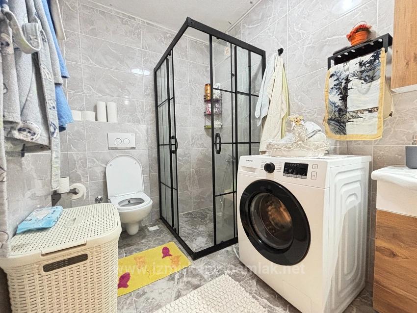 Seferihisar Payamlı'da Plaja 500 M Ferah Yapılı 3+1 Satılık Villa