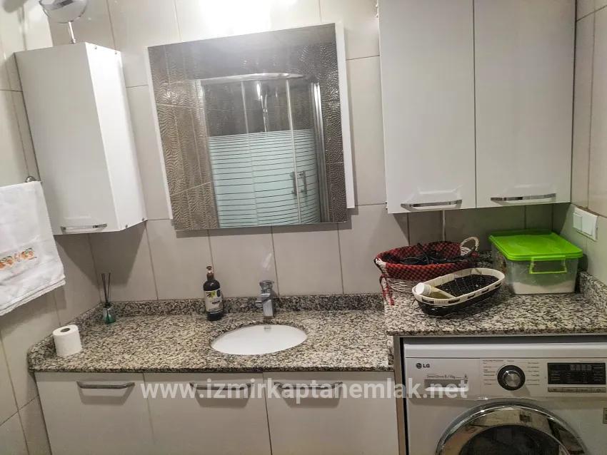Seferihisar Camikebir Mah. Satılık 3+1 Daire - 130 m²